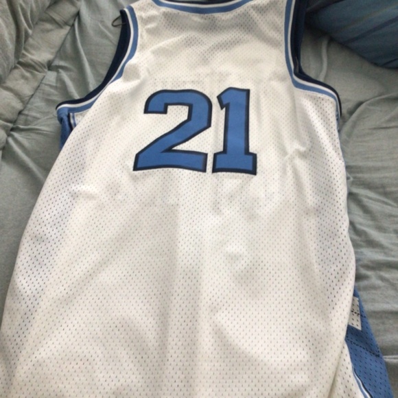 North Carolina basketball jersey, size xxl - Picture 2 of 2